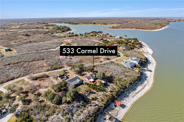 533 Carmel Dr, Sandia, TX 78383