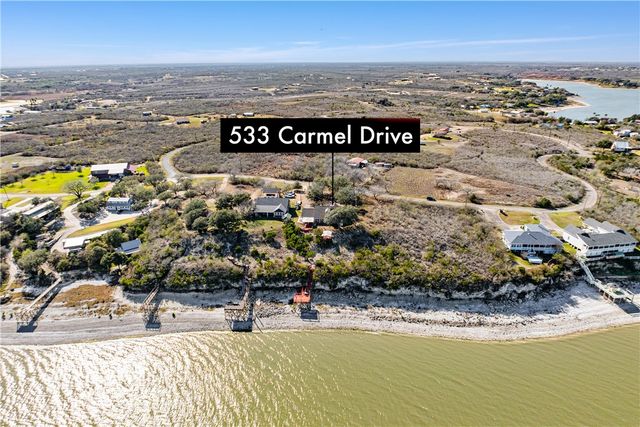 533 Carmel Dr, Sandia, TX 78383