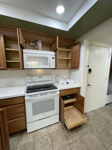10767 San Diego Mission 107, San Diego, CA 92108