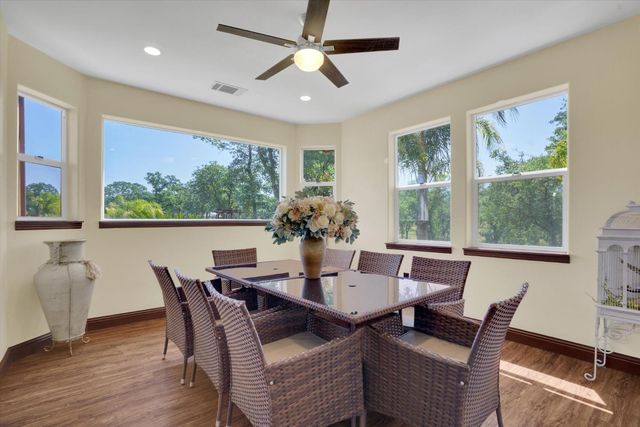 10383 Camanche Pkwy, Wallace, CA 95254