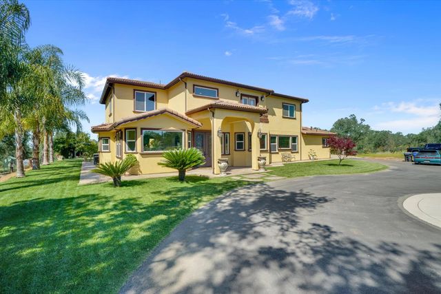 10383 Camanche Pkwy, Wallace, CA 95254