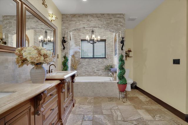 10383 Camanche Pkwy, Wallace, CA 95254