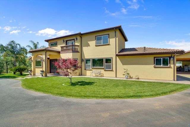 10383 Camanche Pkwy, Wallace, CA 95254