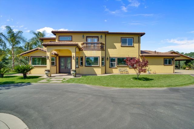 10383 Camanche Pkwy, Wallace, CA 95254