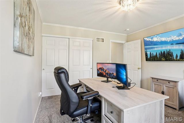 2209 Arnold Palmer Drive, Belleville, IL 62220