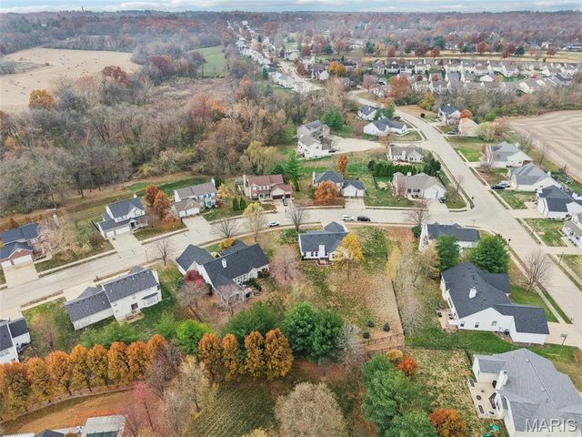 2209 Arnold Palmer Drive, Belleville, IL 62220