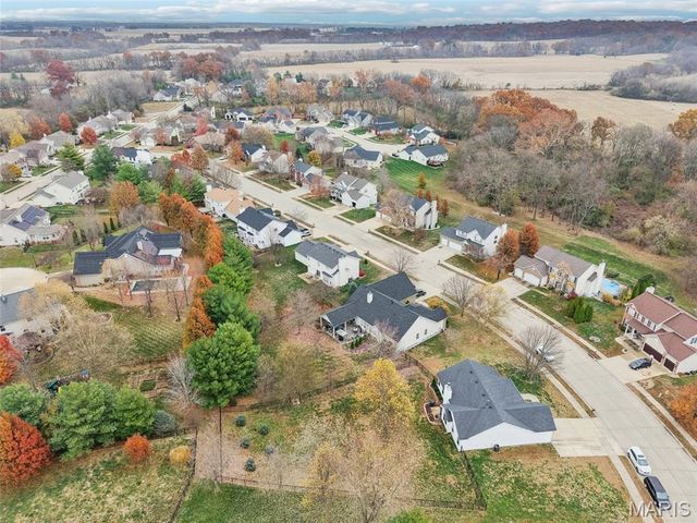 2209 Arnold Palmer Drive, Belleville, IL 62220