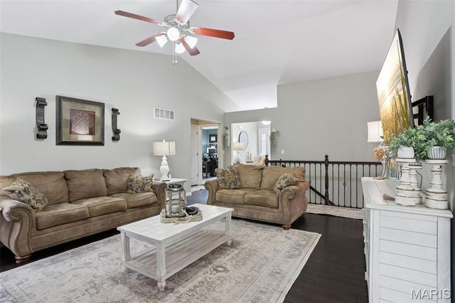 2209 Arnold Palmer Drive, Belleville, IL 62220