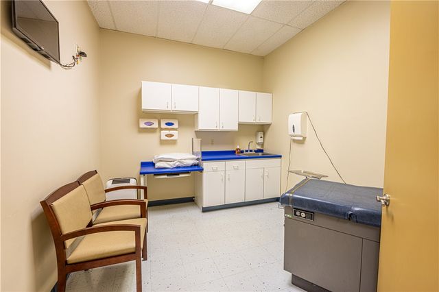 404 W Main St, Uniontown, PA 15401