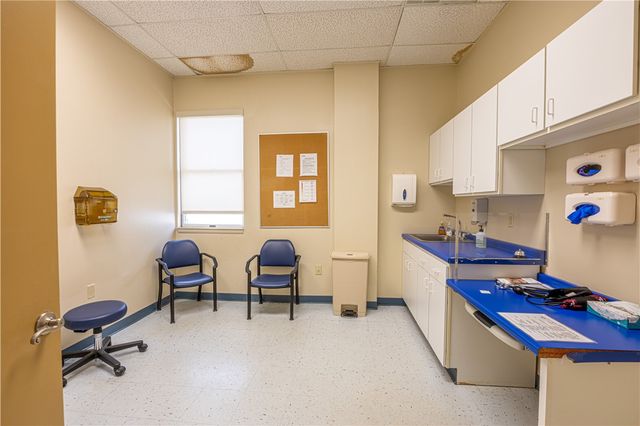 404 W Main St, Uniontown, PA 15401