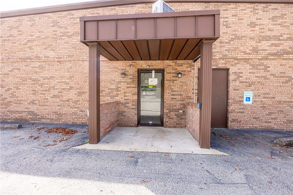 404 W Main St, Uniontown, PA 15401