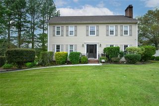 1516 Chimney Rock Drive, Kernersville, NC 27284