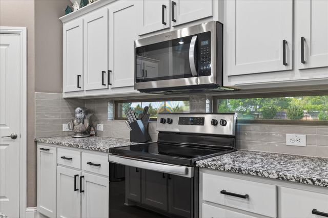 1001 Pecos Street, Aubrey, TX 76227