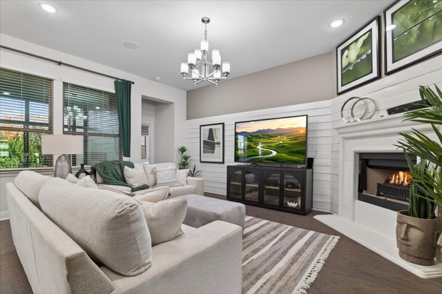 1001 Pecos Street, Aubrey, TX 76227