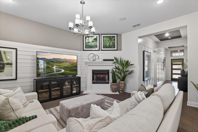 1001 Pecos Street, Aubrey, TX 76227