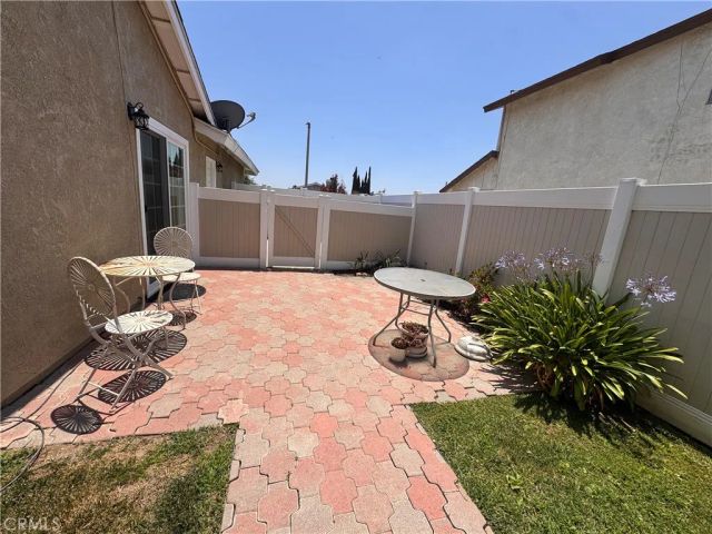 28362 Sycamore, Highland, CA 92346