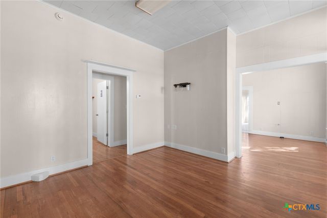 107 W 5th Street, Lampasas, TX 76550