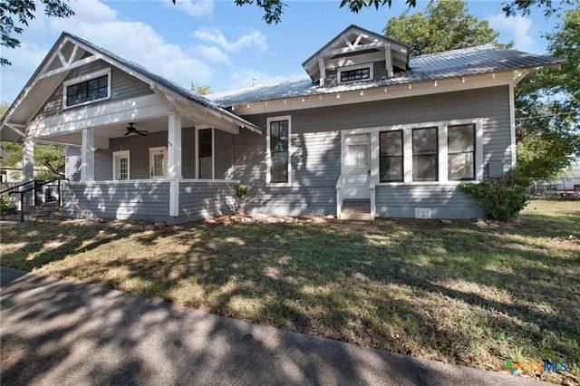 107 W 5th Street, Lampasas, TX 76550