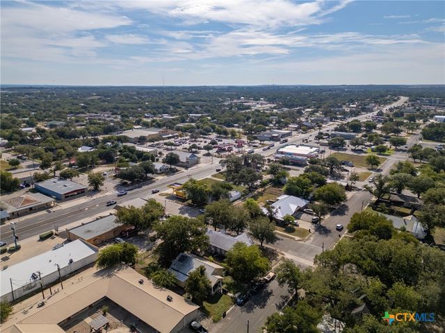 107 W 5th Street, Lampasas, TX 76550