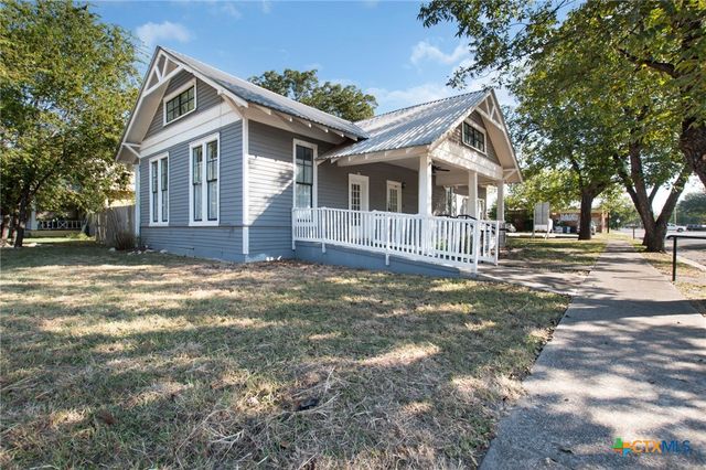 107 W 5th Street, Lampasas, TX 76550