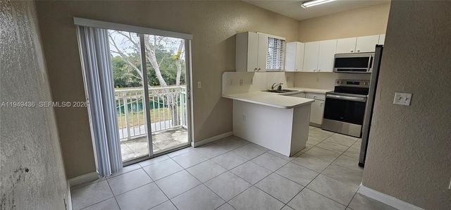 2711 NE 4th St 204, Homestead, FL 33033