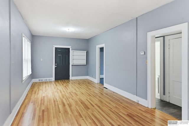 3906 Ames Avenue, Omaha, NE 68111