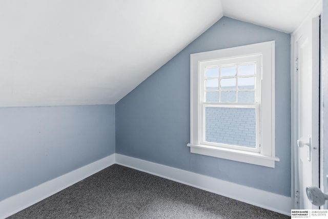 3906 Ames Avenue, Omaha, NE 68111