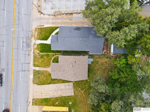 3906 Ames Avenue, Omaha, NE 68111