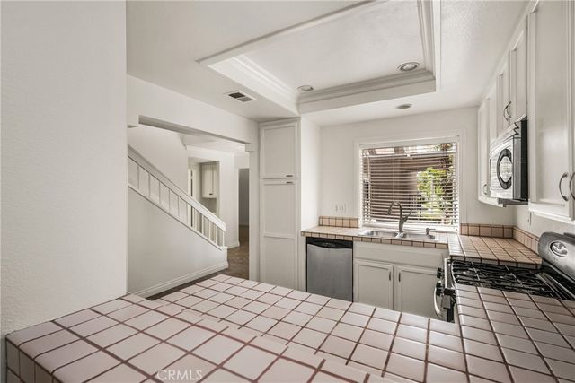 28083 Saint Kitts, Mission Viejo, CA 92692