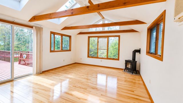 2121 North Road, Sunderland, VT 05250