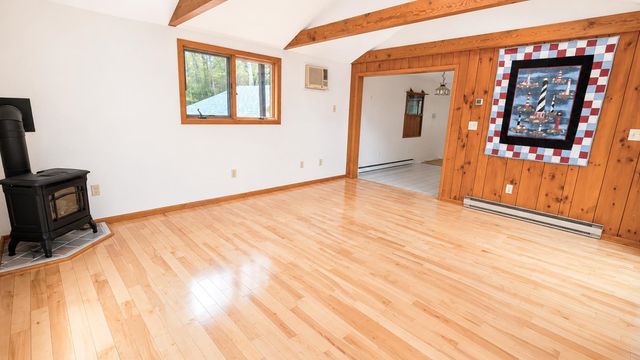 2121 North Road, Sunderland, VT 05250