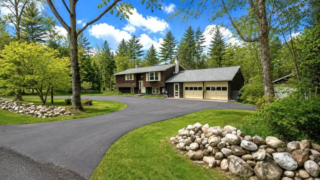 2121 North Road, Sunderland, VT 05250