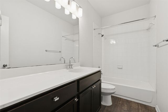 1200 S 10th ST 1003, Pflugerville, TX 78660