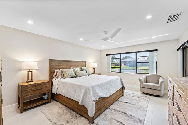 12 Eastgate Drive C, Boynton Beach, FL 33436