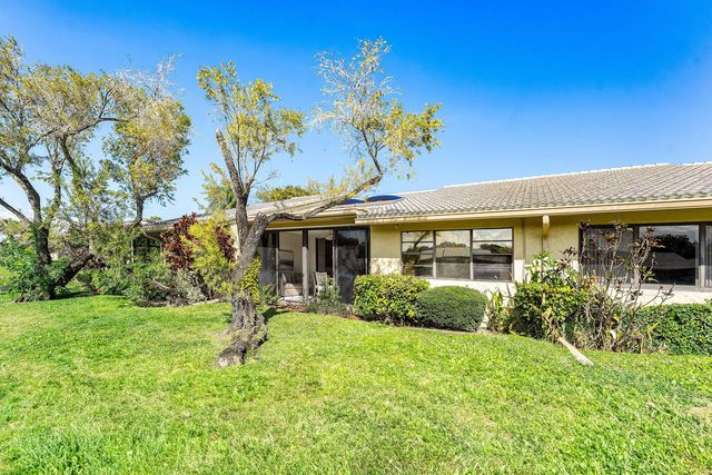 12 Eastgate Drive C, Boynton Beach, FL 33436