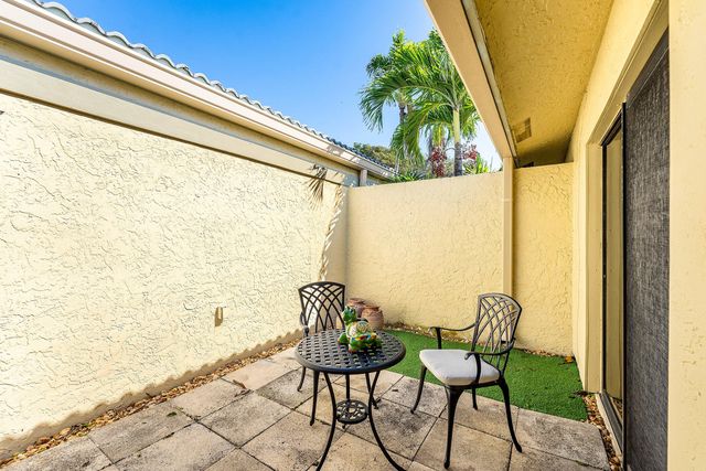 12 Eastgate Drive C, Boynton Beach, FL 33436