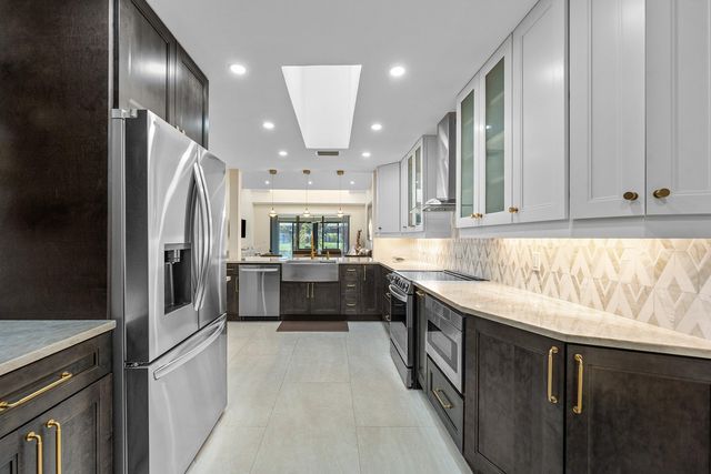 12 Eastgate Drive C, Boynton Beach, FL 33436