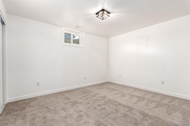 8670 S Ammons Street, Littleton, CO 80128