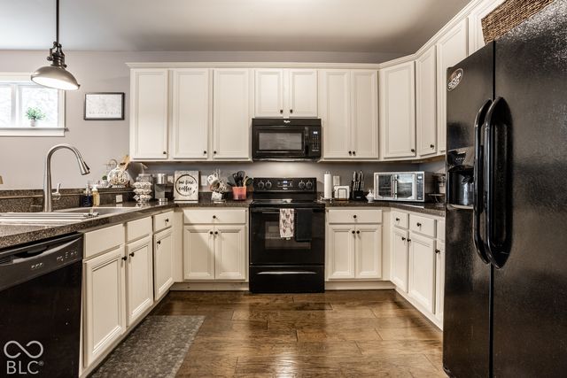 825 Jefferson Avenue, Indianapolis, IN 46201