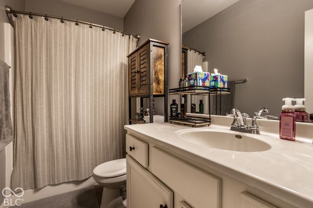 825 Jefferson Avenue, Indianapolis, IN 46201