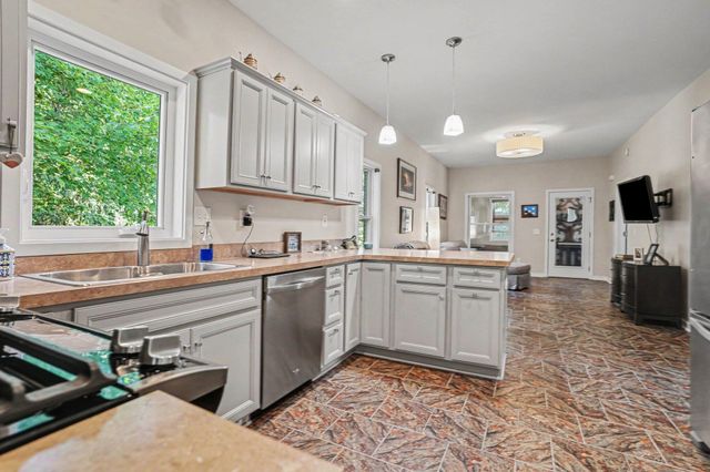 2432 111th Avenue, Trowbridge Twp, MI 49010