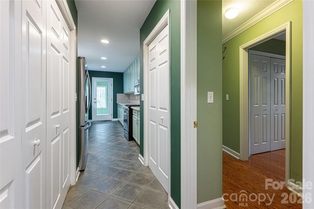 31 Timber Park Drive, Black Mountain, NC 28711