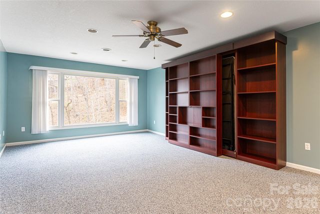 31 Timber Park Drive, Black Mountain, NC 28711