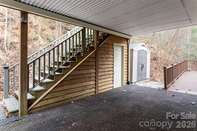 31 Timber Park Drive, Black Mountain, NC 28711