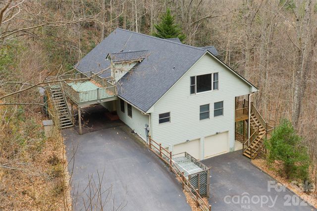 31 Timber Park Drive, Black Mountain, NC 28711