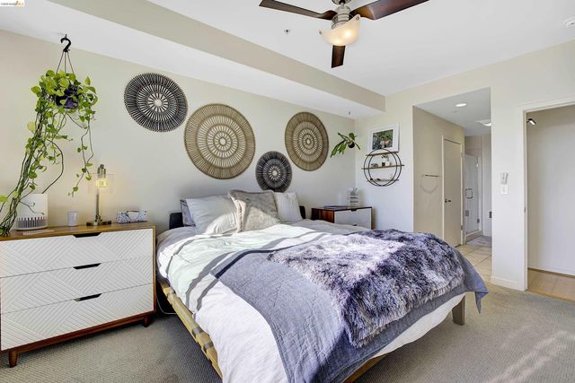 3090 Glascock St 405, Oakland, CA 94601