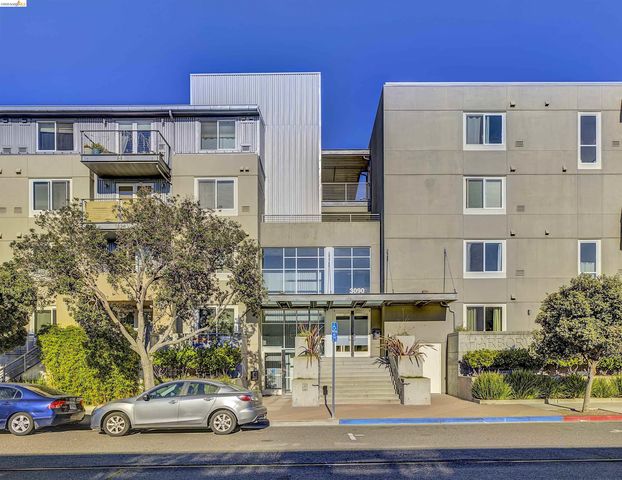 3090 Glascock St 405, Oakland, CA 94601