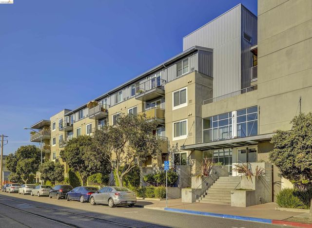 3090 Glascock St 405, Oakland, CA 94601