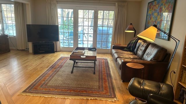 6 Greystone 6, Middleton, MA 01949