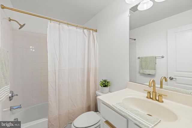 14842 MASON CREEK CIR, Woodbridge, VA 22191